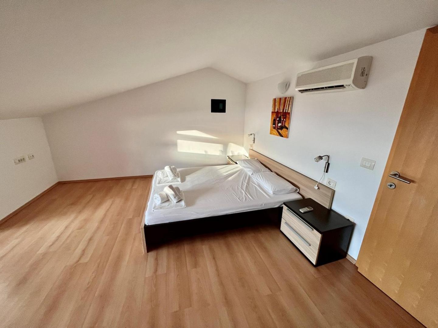 Fineda Grande Apartments Porec Exterior photo